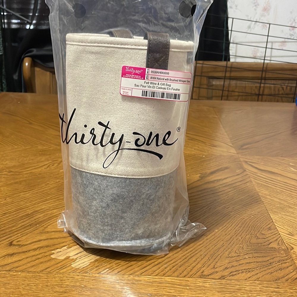Wine gift bag